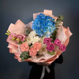 Букет с витрины №5013 от интернет-магазина «Flowers Studio»