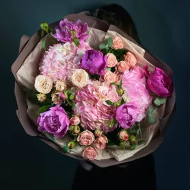 Букет с витрины №5013 от интернет-магазина «Flowers Studio»
