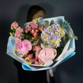 Букет с витрины №5013 от интернет-магазина «Flowers Studio»