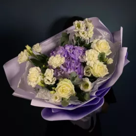 Букет с витрины №304 от интернет-магазина «Flowers Studio»
