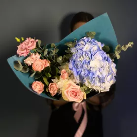 Букет с витрины №304 от интернет-магазина «Flowers Studio»
