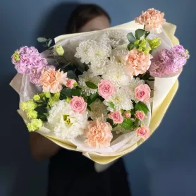 Букет с витрины №505 от интернет-магазина «Flowers Studio»