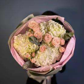 Букет с витрины №505 от интернет-магазина «Flowers Studio»