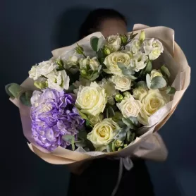 Букет с витрины №511 от интернет-магазина «Flowers Studio»
