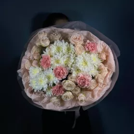 Букет с витрины №51 от интернет-магазина «Flowers Studio»