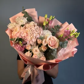 Букет с витрины №512 от интернет-магазина «Flowers Studio»