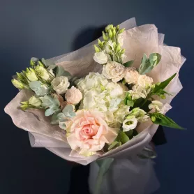 Букет с витрины №512 от интернет-магазина «Flowers Studio»
