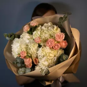 Букет с витрины №515 от интернет-магазина «Flowers Studio»
