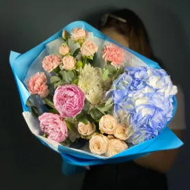 Букет с витрины №518 от интернет-магазина «Flowers Studio»