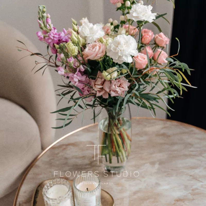 Цветочная подписка «Нежность» 2