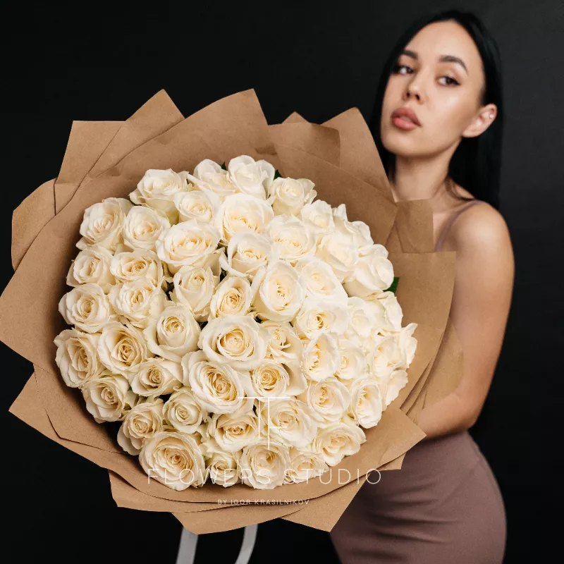 51 белая роза 1