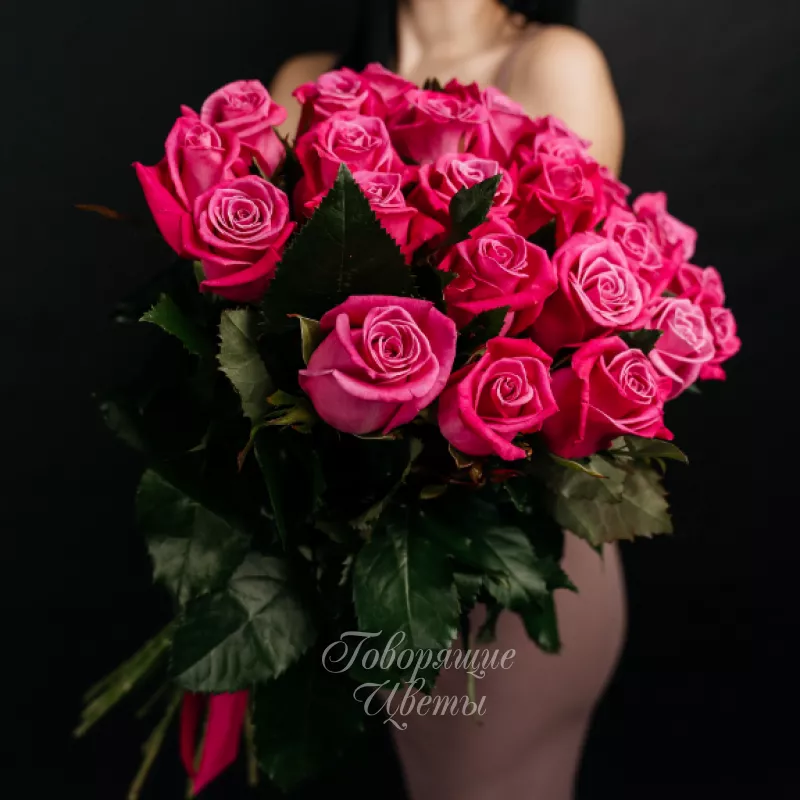25 малиновых роз 1
