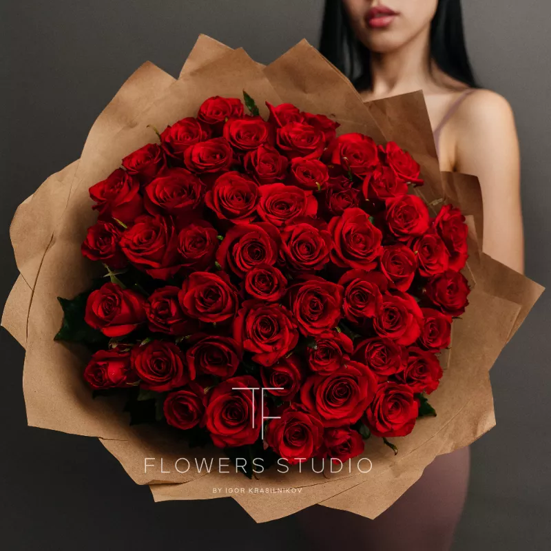 51 роза красная 1