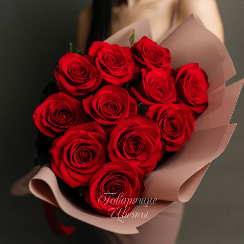 11 красных роз