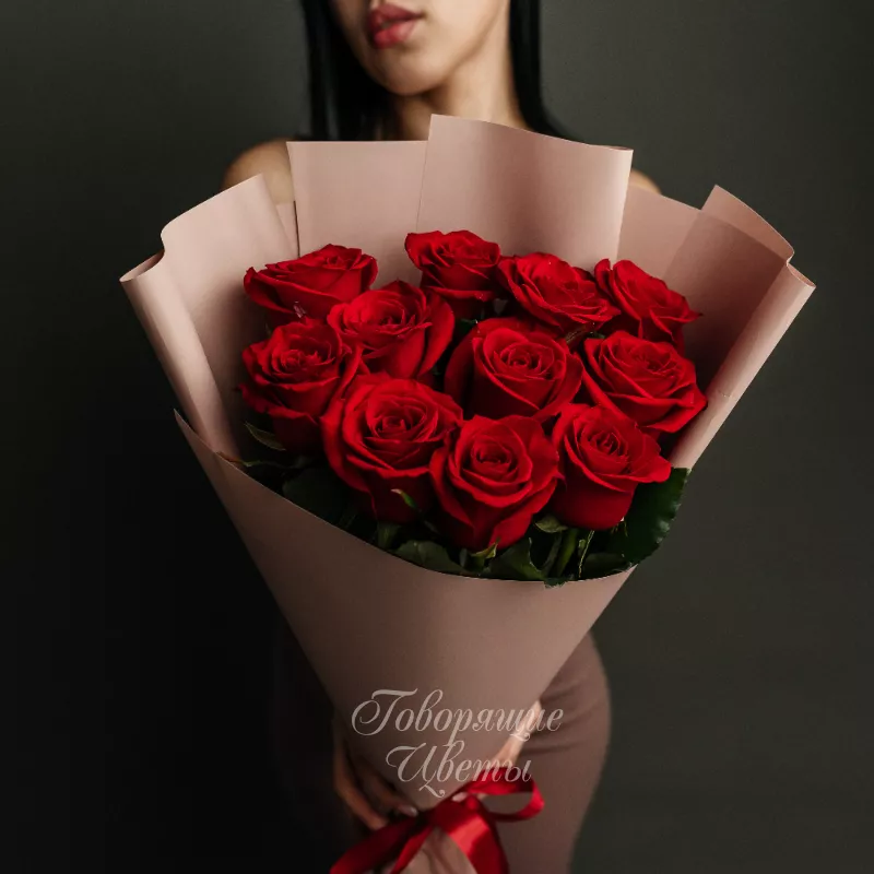 11 красных роз 1