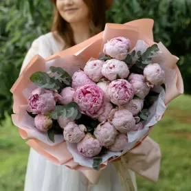 Магия в розовом от интернет-магазина «Flowers Studio»