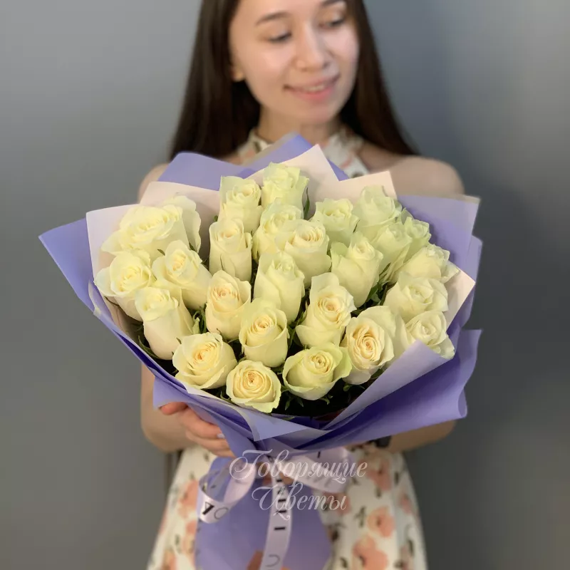 25 роз белых Кения 2