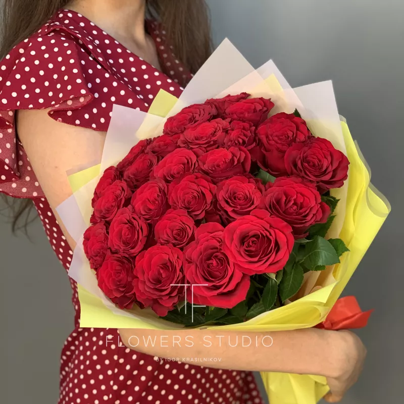 25 роз красных Кения