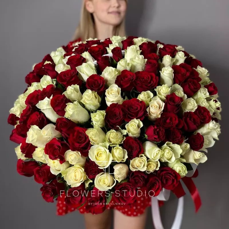 201 роза Кения в корзине 1