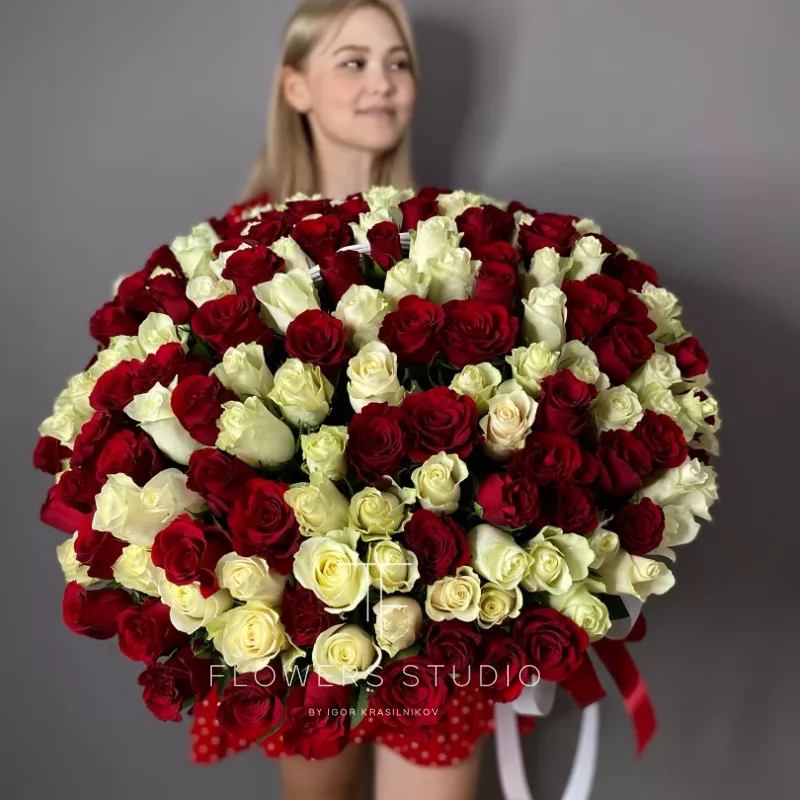 201 роза Кения в корзине 2