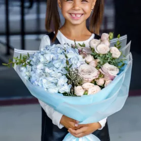 Школьный фейерверк от интернет-магазина «Flowers Studio»