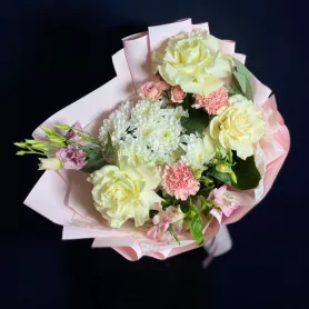 Букет с витрины №58 от интернет-магазина «Flowers Studio»