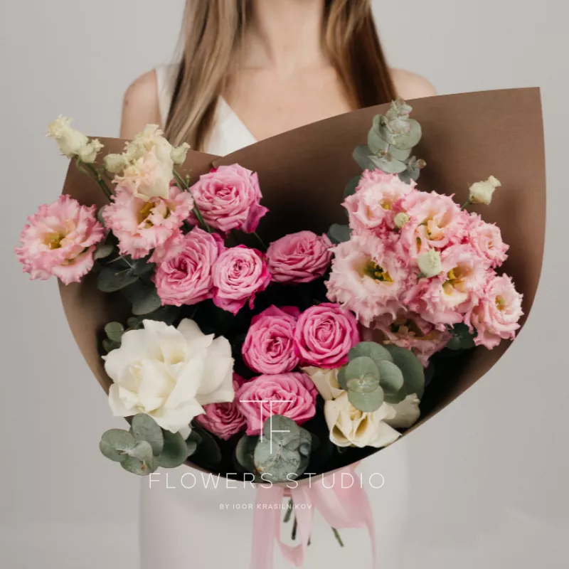 Розовый лимонад