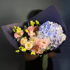 Букет с витрины №50 от интернет-магазина «Flowers Studio»