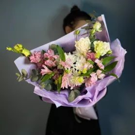 Букет с витрины № 1516 от интернет-магазина «Flowers Studio»