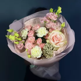 Букет с витрины №53 от интернет-магазина «Flowers Studio»