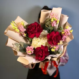 Букет с витрины №53 от интернет-магазина «Flowers Studio»