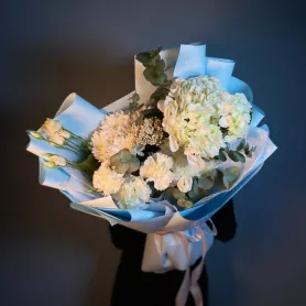 Букет с витрины №57 от интернет-магазина «Flowers Studio»