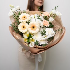 Улыбка мамы от интернет-магазина «Flowers Studio» в Чебоксарах