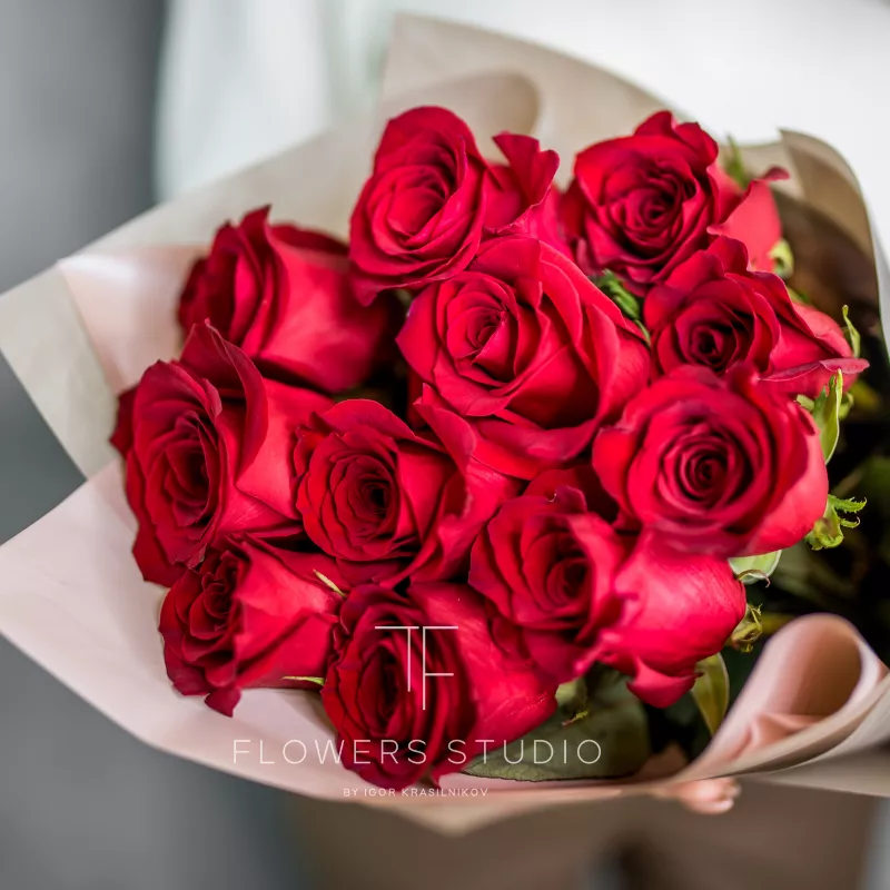 11 красных роз (премиум сорт)