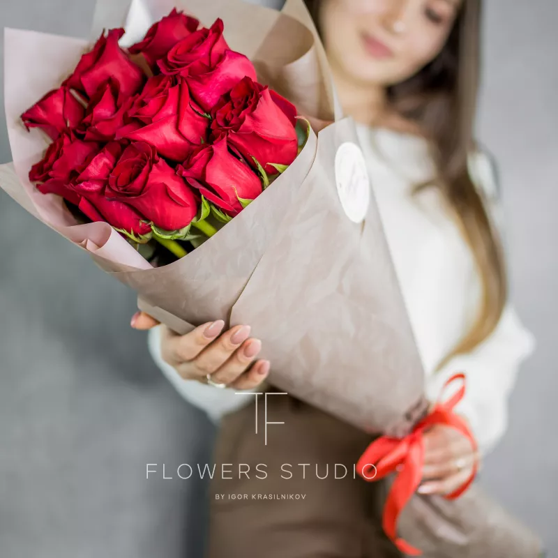 11 красных роз (премиум сорт) 1