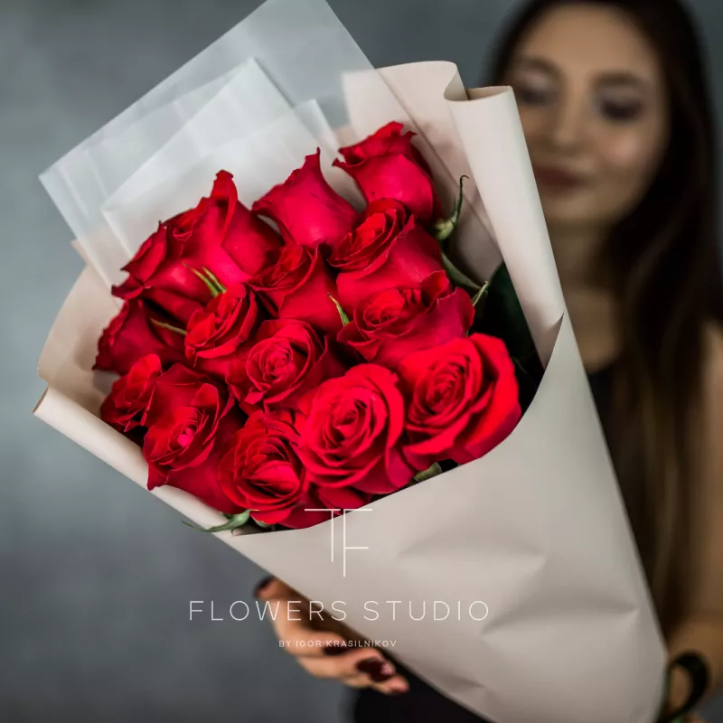 15 красных роз (премиум сорт) 1