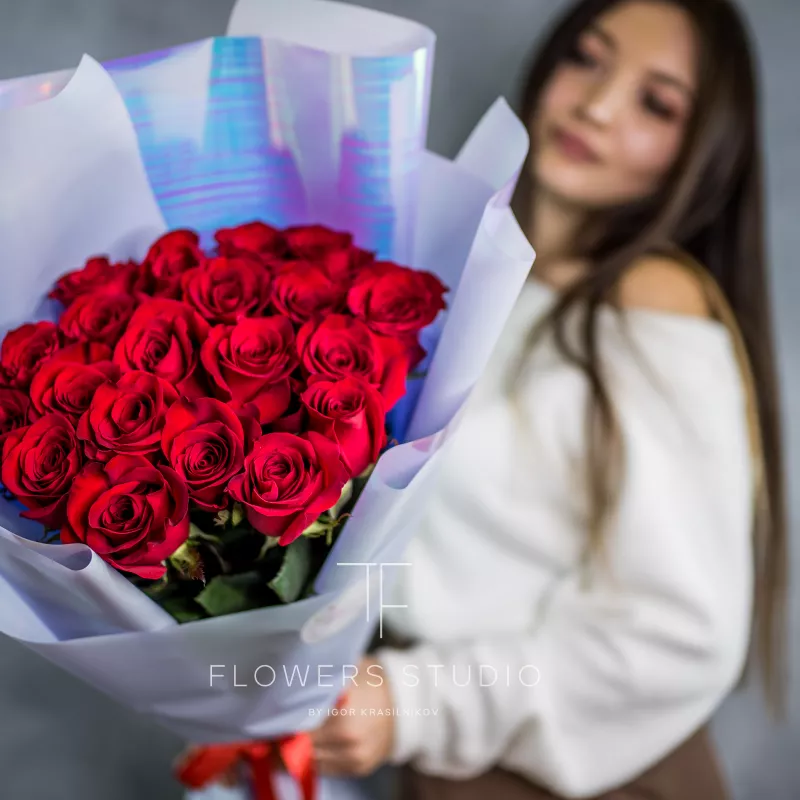 21 красная роза (премиум сорт) 3