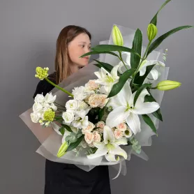 Букет №190801 от интернет-магазина «Flowers Studio»