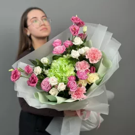 Букет № 160901 от интернет-магазина «Flowers Studio»