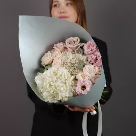 Нежный шелк от интернет-магазина «Flowers Studio»