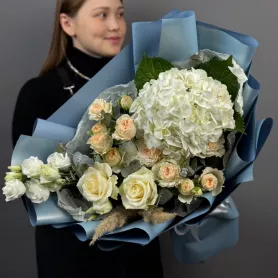 Букет №131006 от интернет-магазина «Flowers Studio»