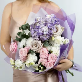 Нежность материнства от интернет-магазина «Flowers Studio»