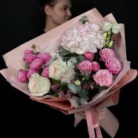 Букет №051102 от интернет-магазина «Flowers Studio»