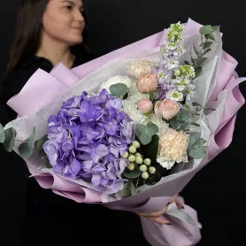 Букет №121102 от интернет-магазина «Flowers Studio»