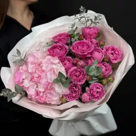 Букет №241106 от интернет-магазина «Flowers Studio»