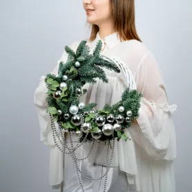 Новогодний веночек от интернет-магазина «Flowers Studio»