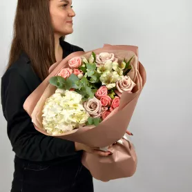 Букет №091201 от интернет-магазина «Flowers Studio»