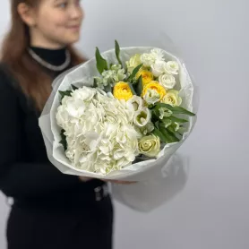 Букет №101204 от интернет-магазина «Flowers Studio»