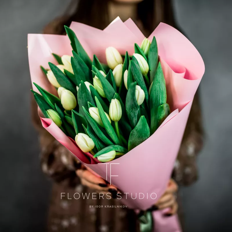 25 белых тюльпанов 1
