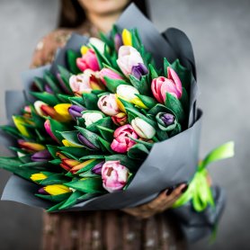 51 тюльпан микс от интернет-магазина «Flowers Studio» в Чебоксарах